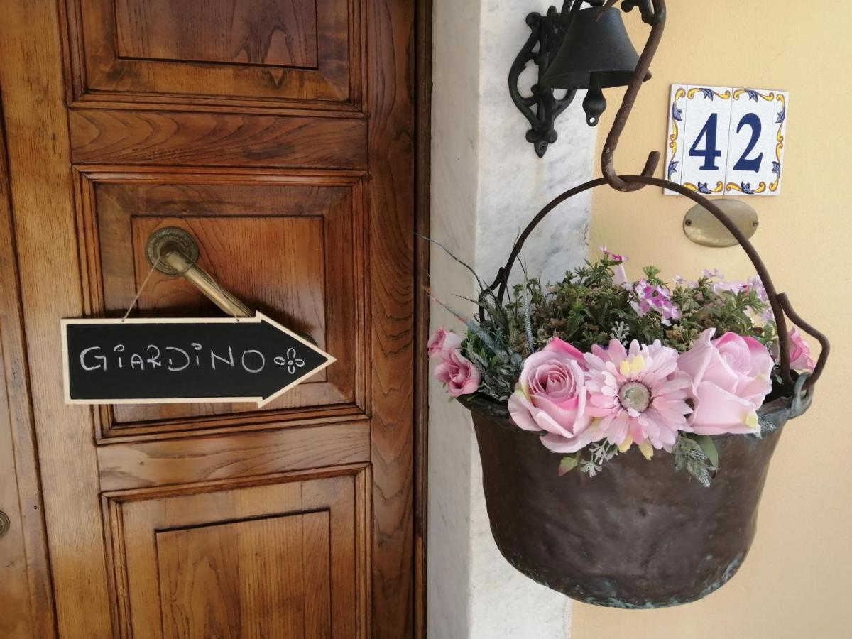 Jasmine Cottage Luni Εξωτερικό φωτογραφία